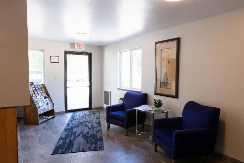 Travelodge by Wyndham Worland image 1