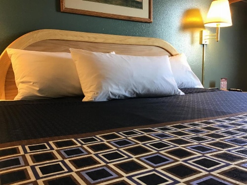 Travelodge by Wyndham Worland image 11